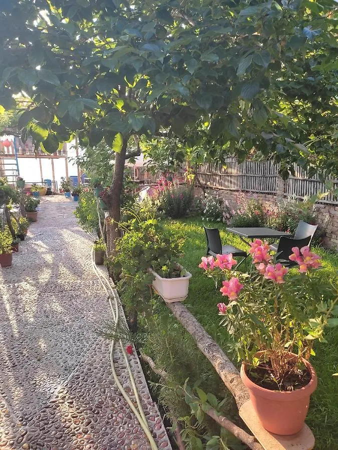 Bed & Breakfast Erda Lakeside Guesthouse Lini