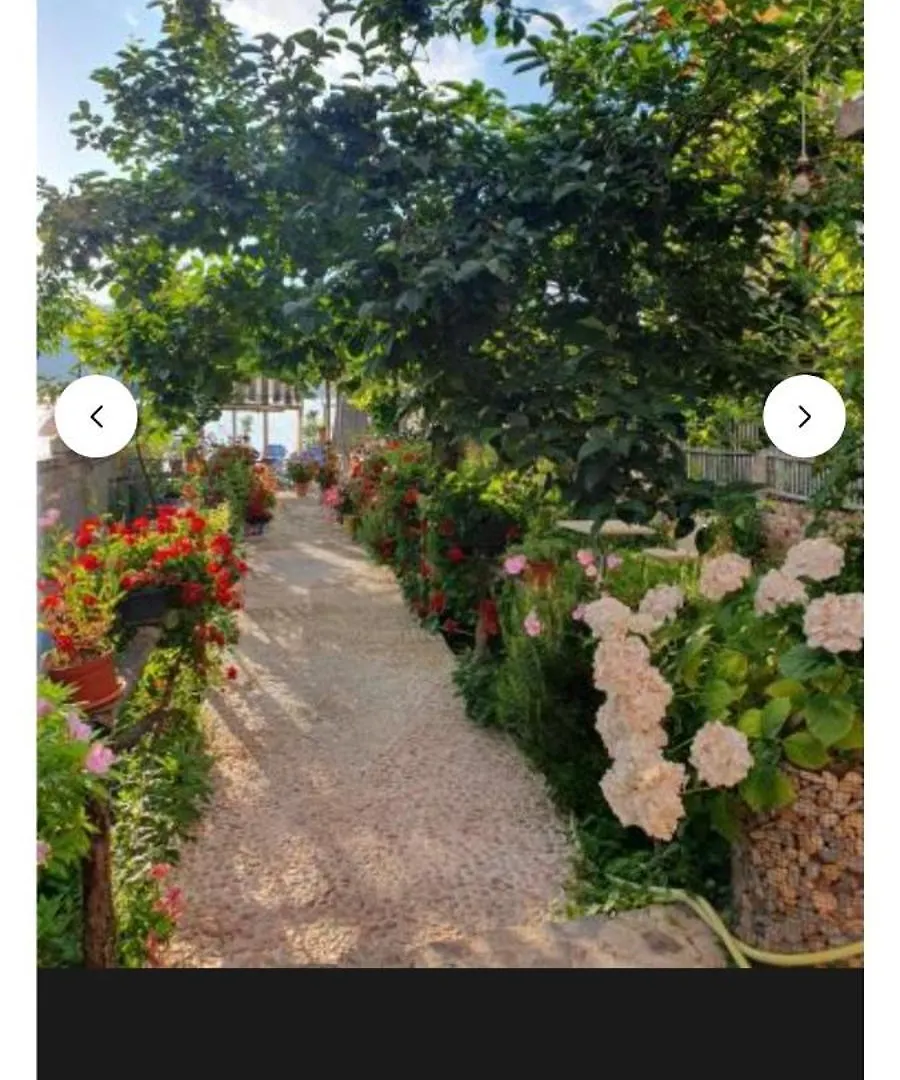 Erda Lakeside Guesthouse Lini Bed & Breakfast