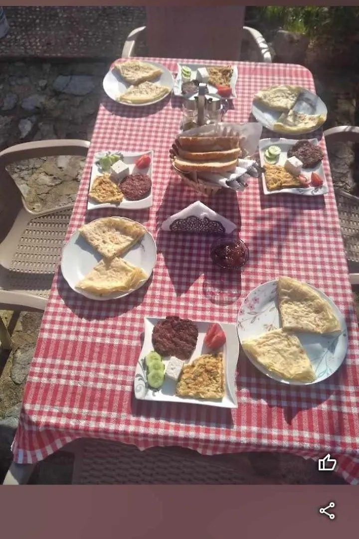 Erda Lakeside Guesthouse Lini