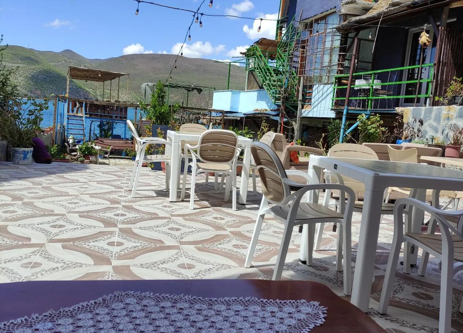 Erda Lakeside Guesthouse Lini