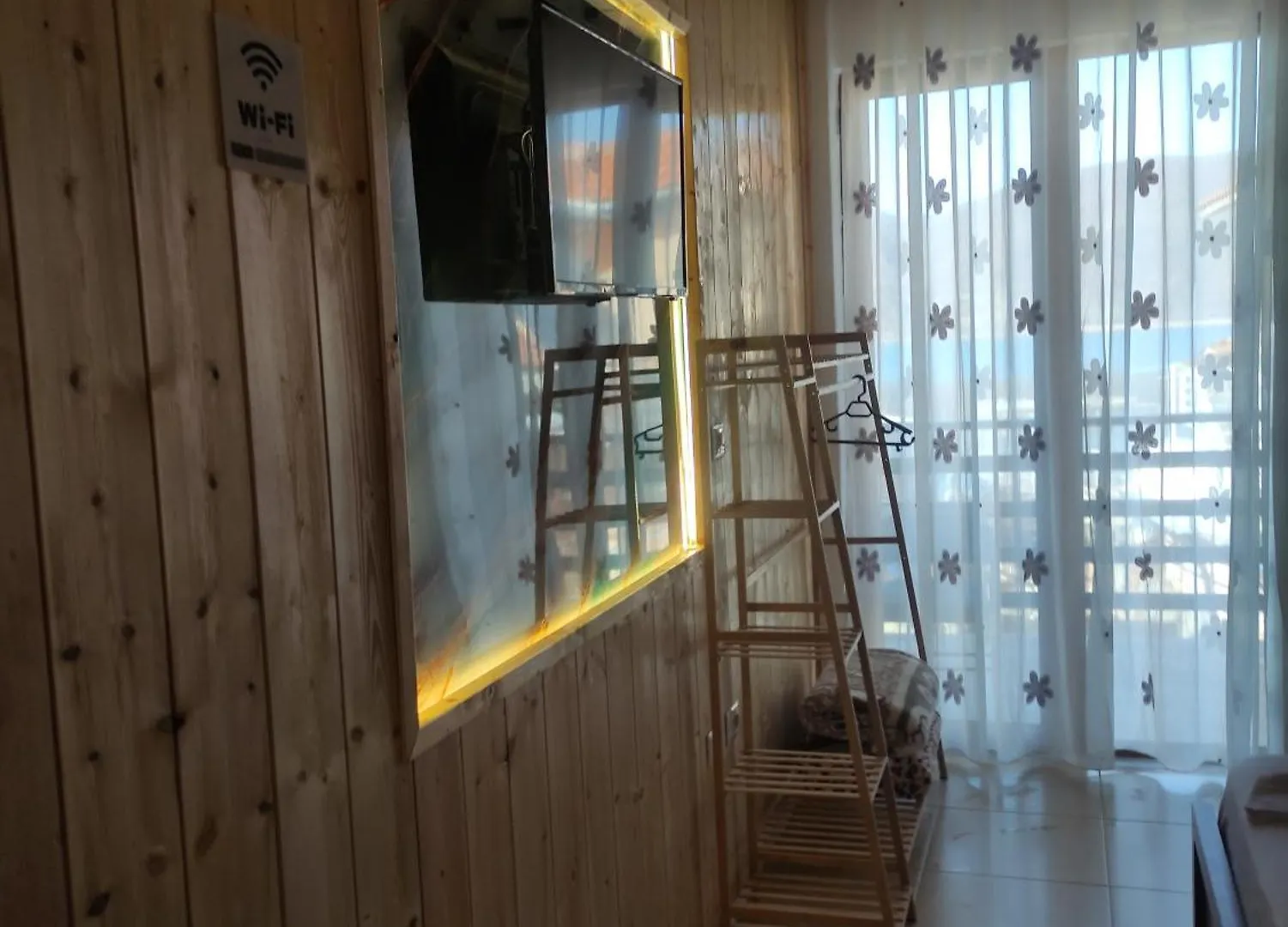 Erda Lakeside Guesthouse Lin 0*,  Albania