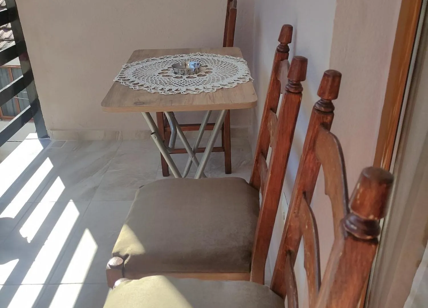 Erda Lakeside Guesthouse Lin 0*,  Albania