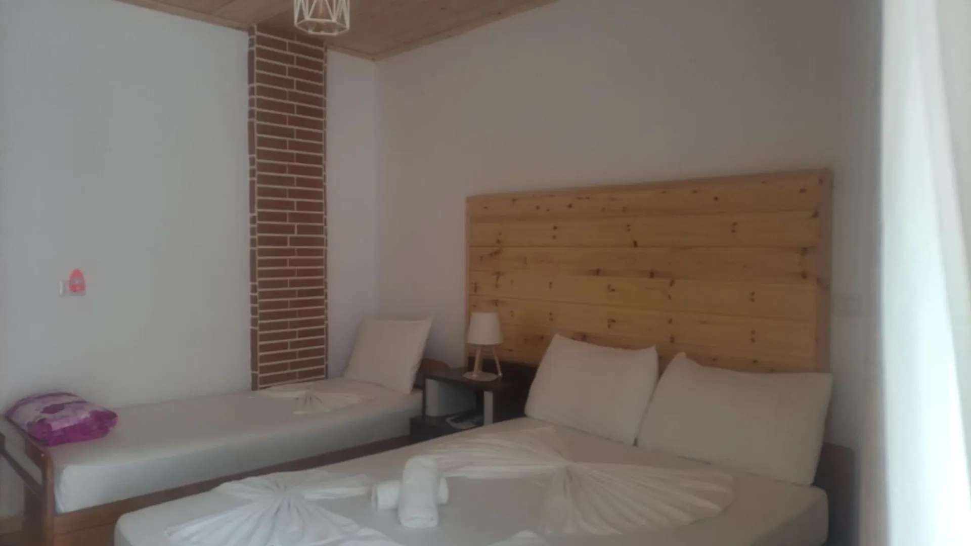 Bed & Breakfast Erda Lakeside Guesthouse Lin Albania