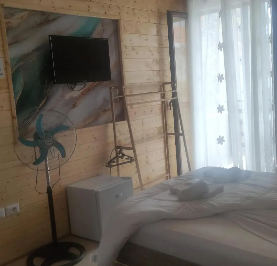 Erda Lakeside Guesthouse Lini